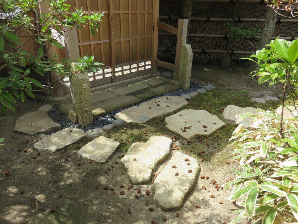 鎌倉 旧家の庭